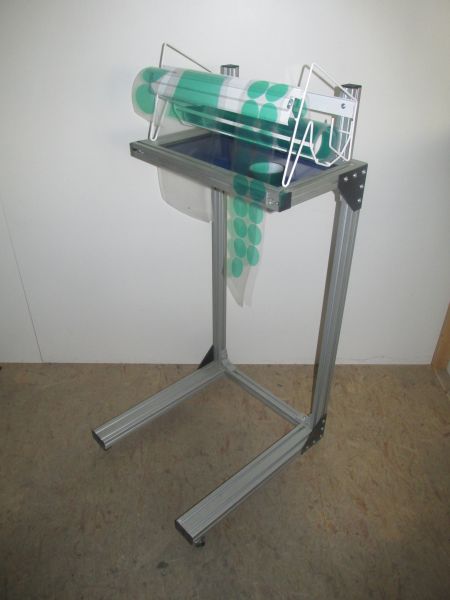 Abrollwagen z.B. für Abklebefolie